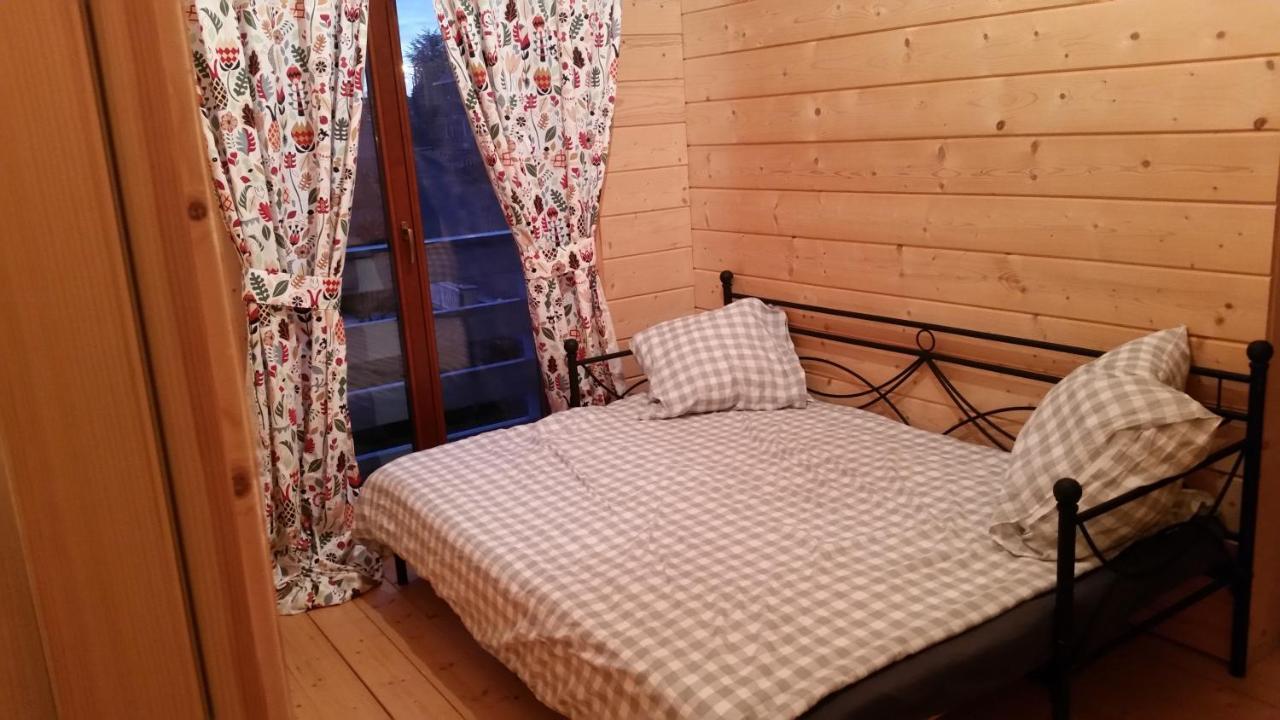Maubray Au Chalet Bed & Breakfast エクステリア 写真
